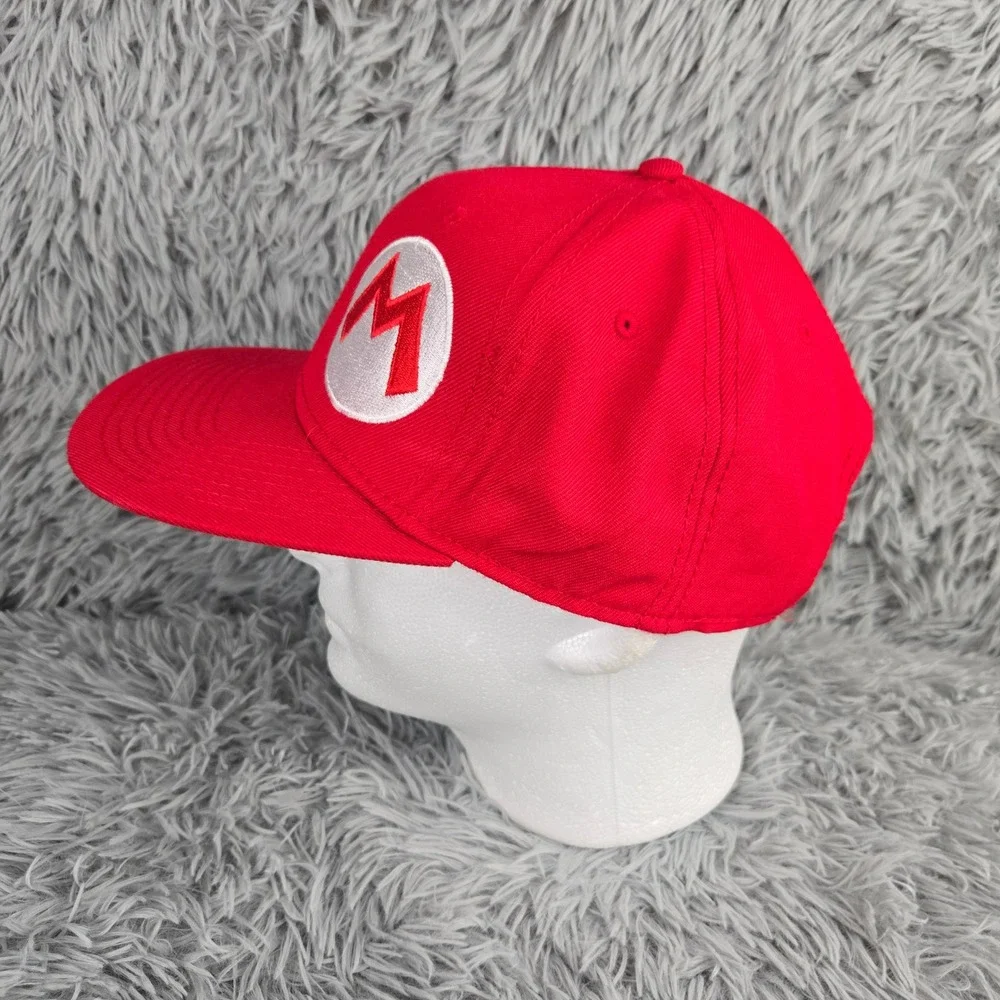 Nintendo Super Mario Snapback Hat Unisex One‎ Size Red Embroidered Logo 2018